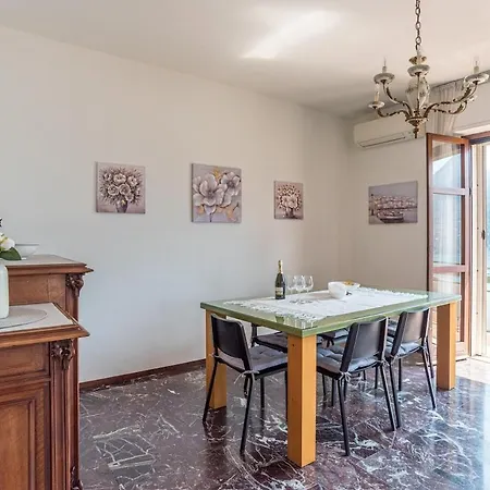 Teo S House Private Parking And View Apartmán Carate Urio